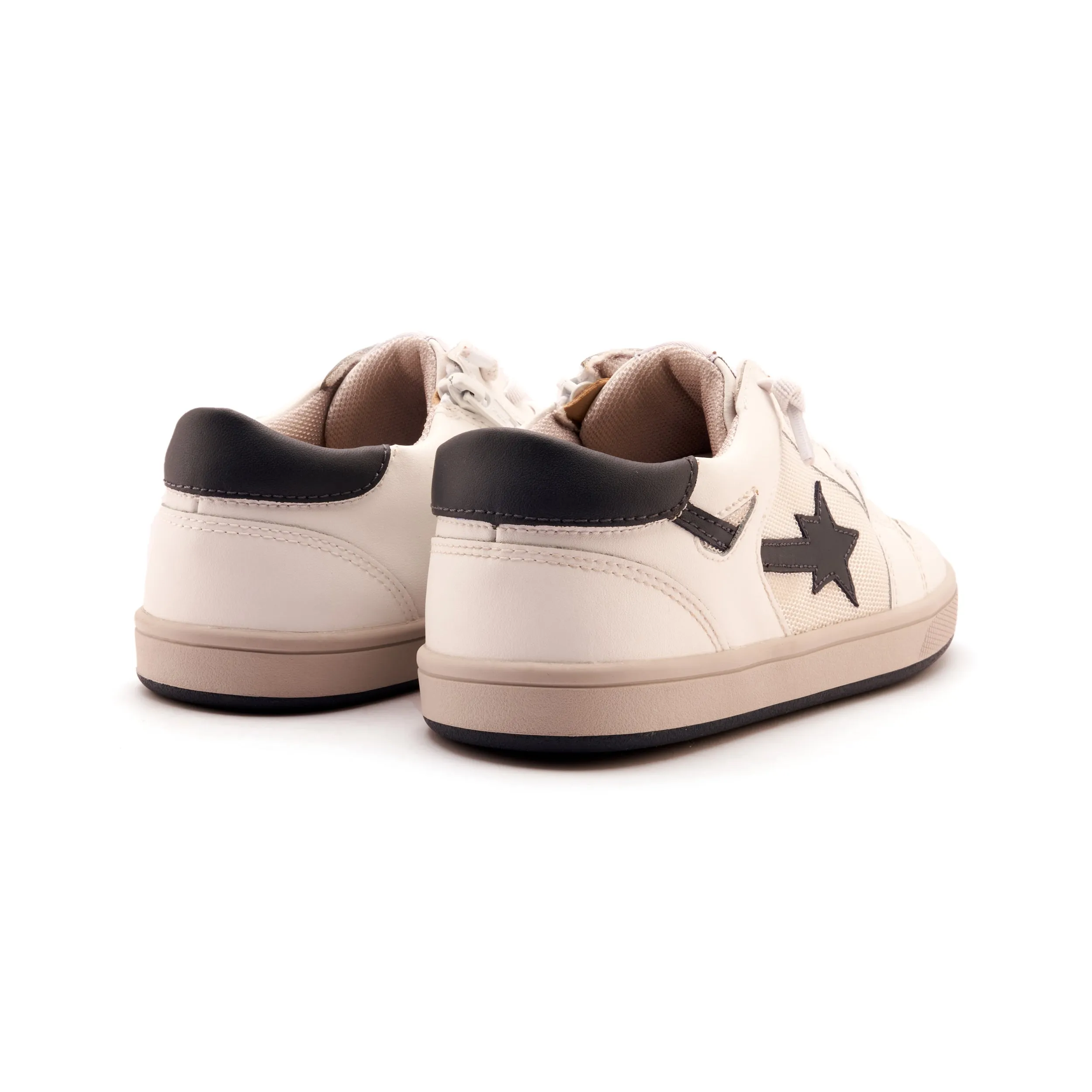 1045 Star Runner