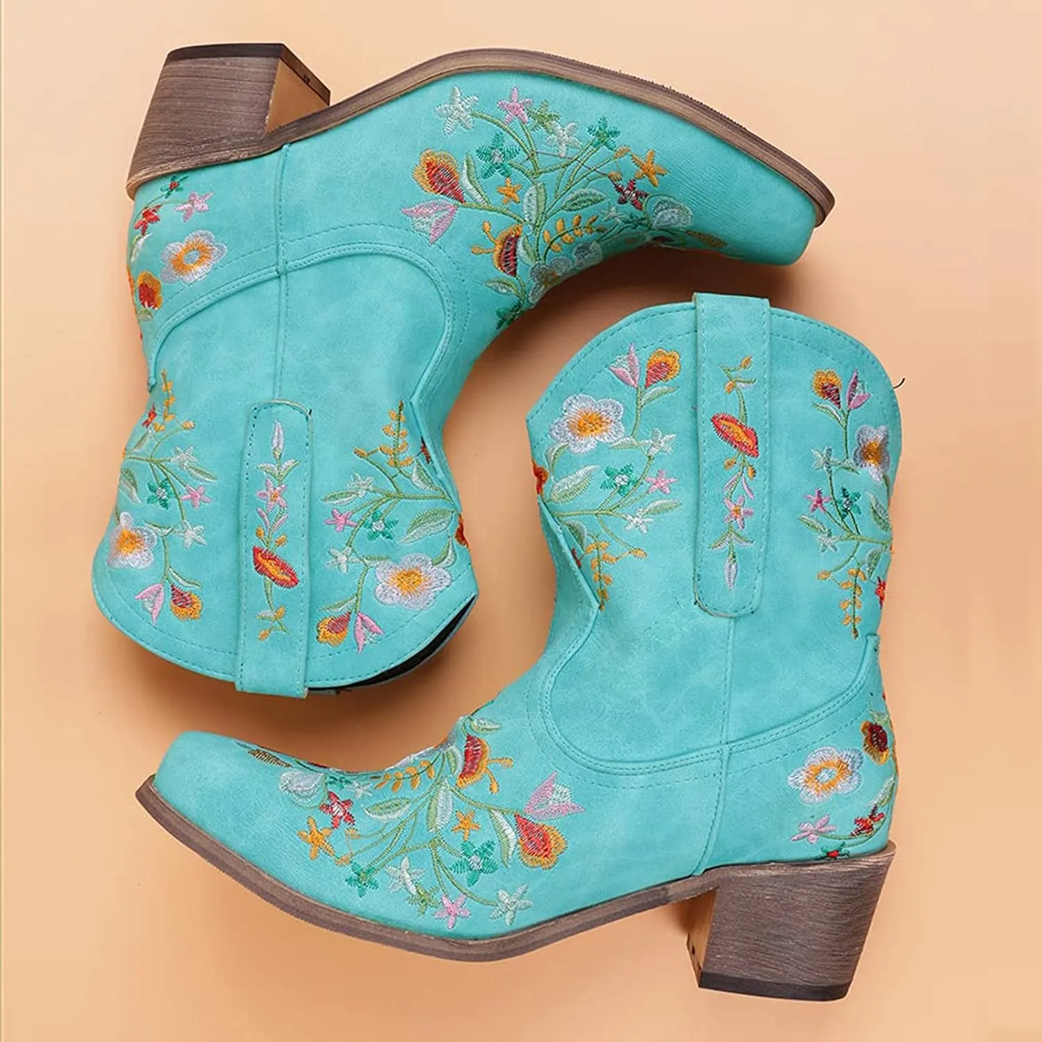 Cowboy Boots for Women Vintage Western Cowgirl Boots Chunky Heel Pull on Flower Embroidered Square Toe Short Boots