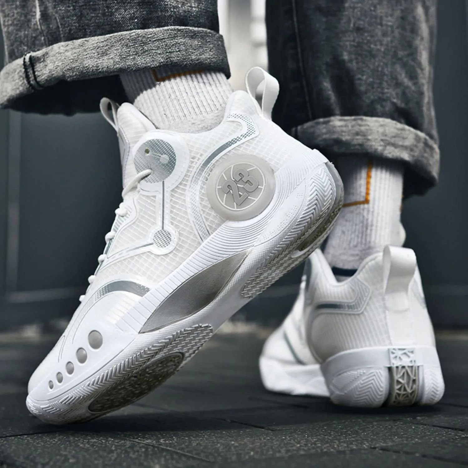 Fashion Non-Slip Breathable Wearable Sports Basketball Shoes