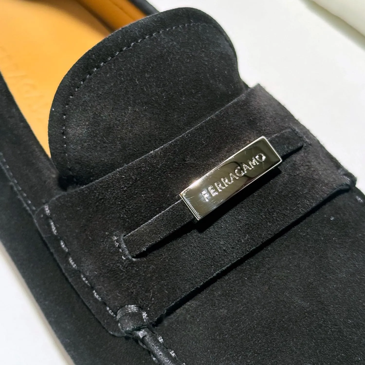 Grenoble Gancini Black Suede Leather Dress Loafers Buckle Mens Drivers Shoes, Nero
