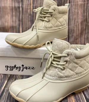 Gypsy Jazz Quack Cream Duck Boot