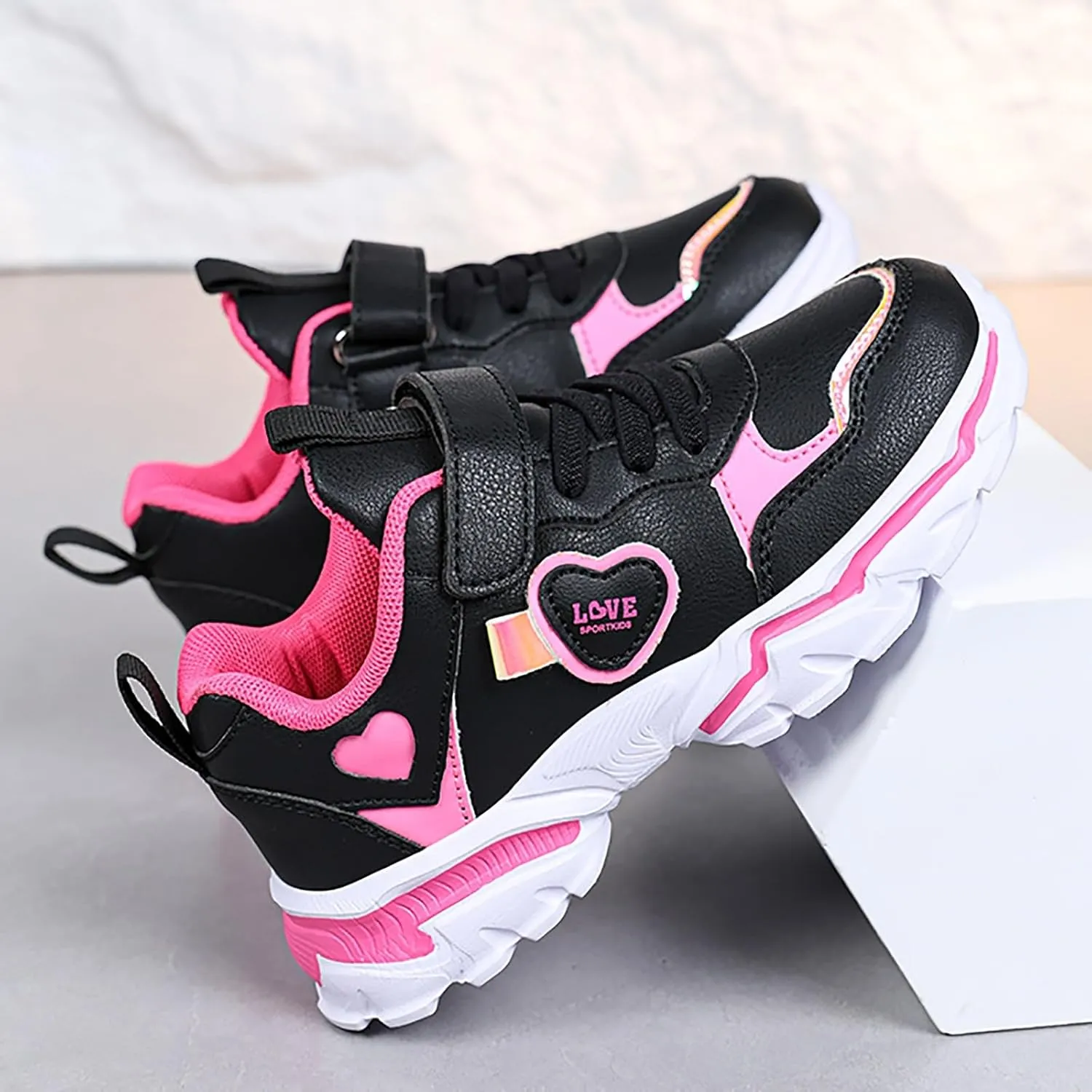 Kids Sneakers Tennis Shoes for Boys Girls Sneakers Breathable Knit Mesh Walking Shoes Athletic Running Sports Shoes