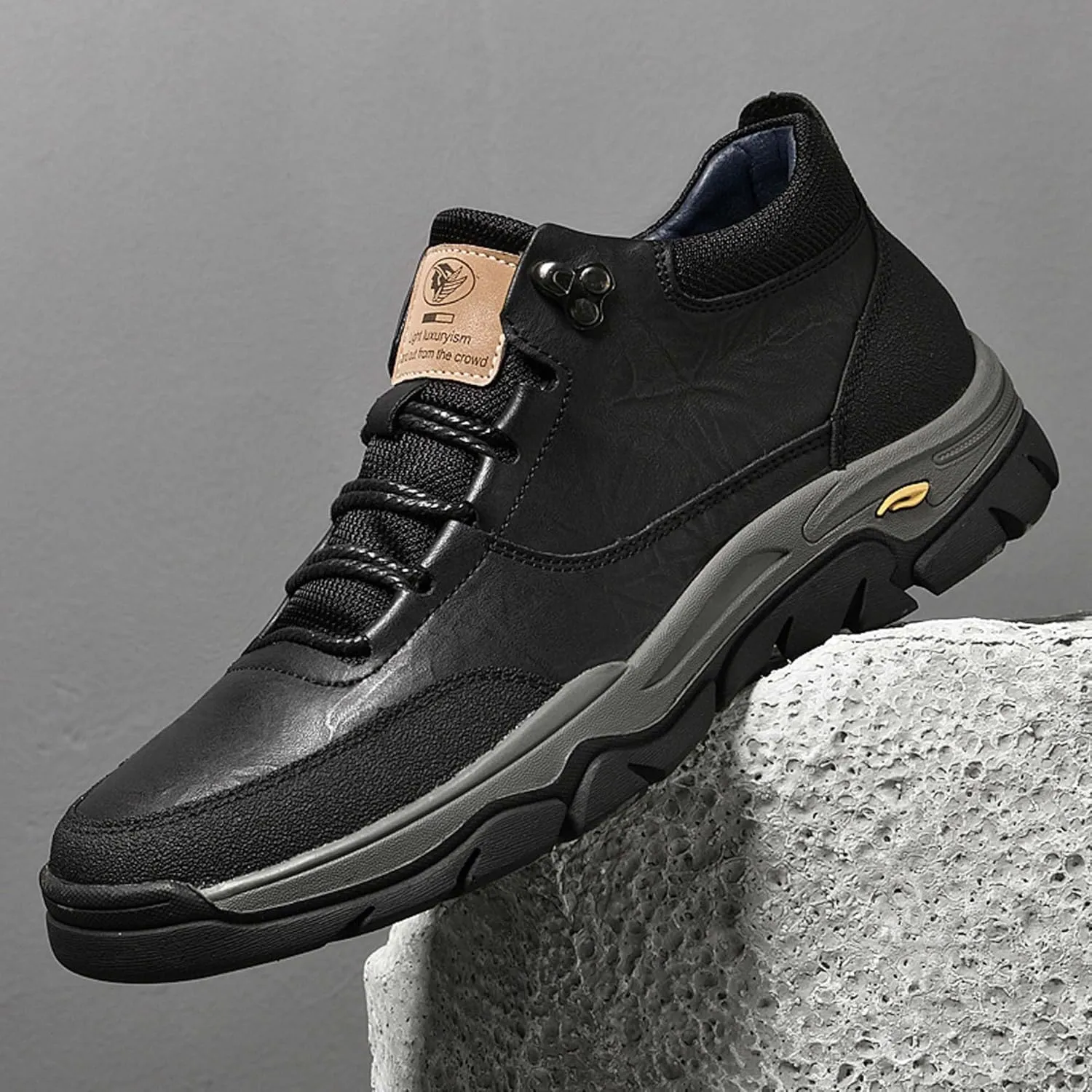 Large Men's Casual high top Leather Shoes, Running Shoes, Outdoor Hiking Shoes