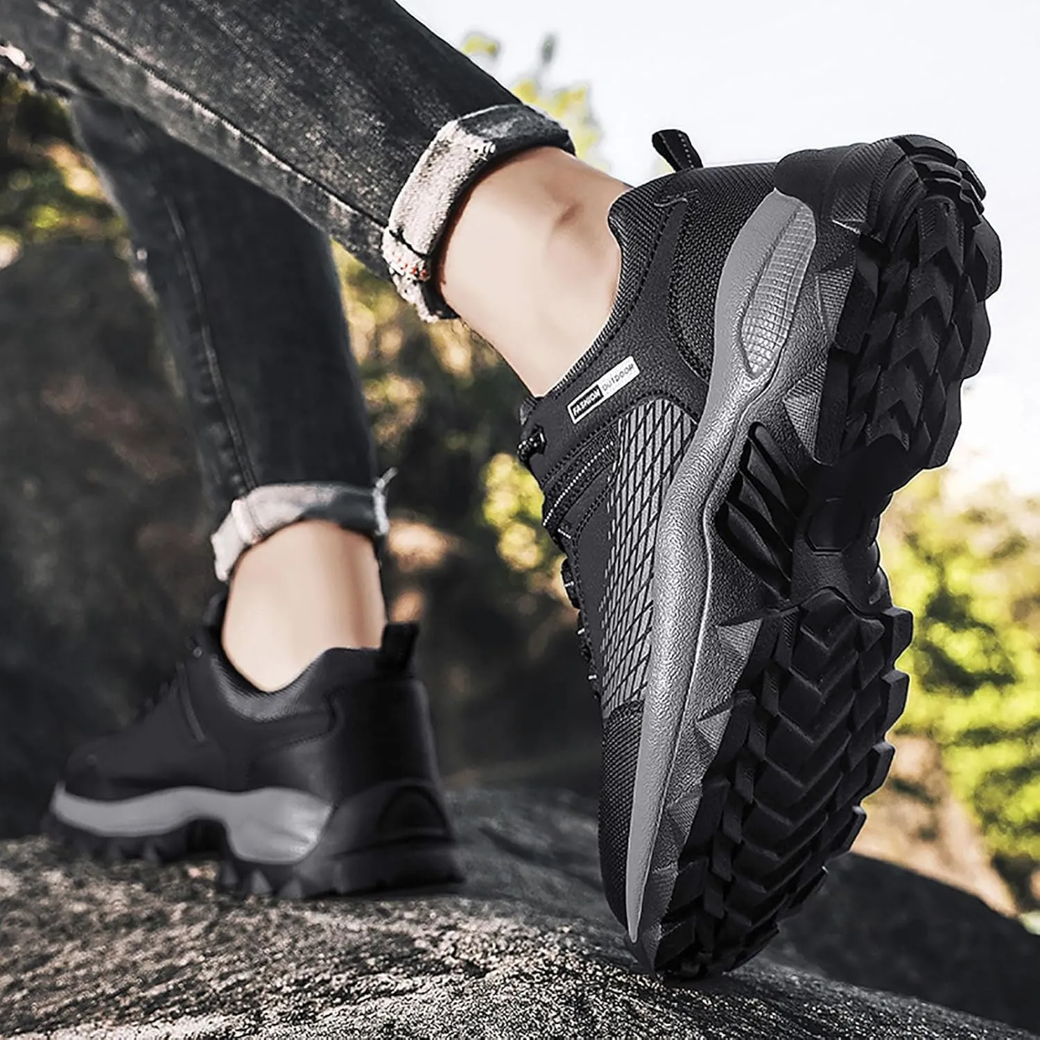 Men's Breathable Mesh Running Shoes Portable Non Slip Fitness Workout Shoe Memory Foam Versatile Shoes for Men