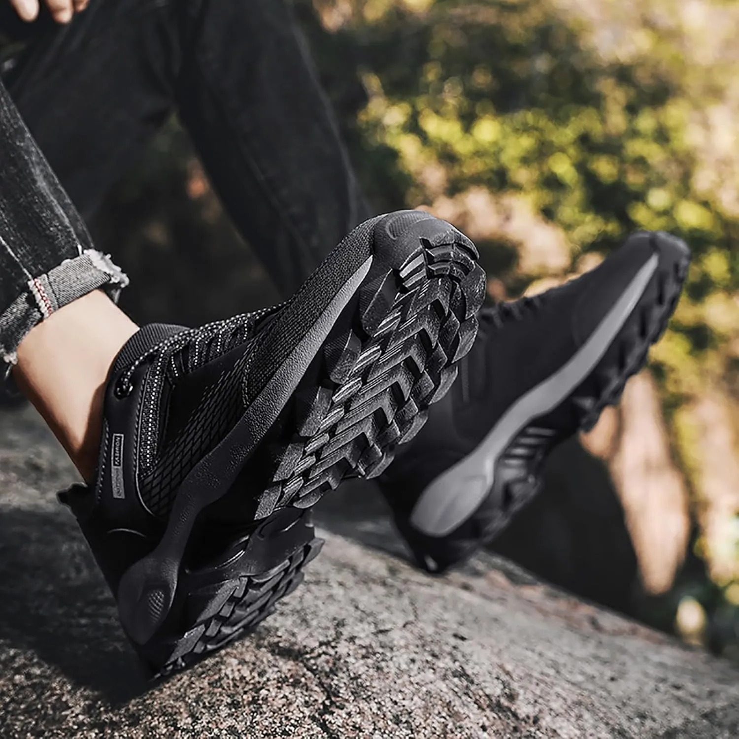 Men's Breathable Mesh Running Shoes Portable Non Slip Fitness Workout Shoe Memory Foam Versatile Shoes for Men