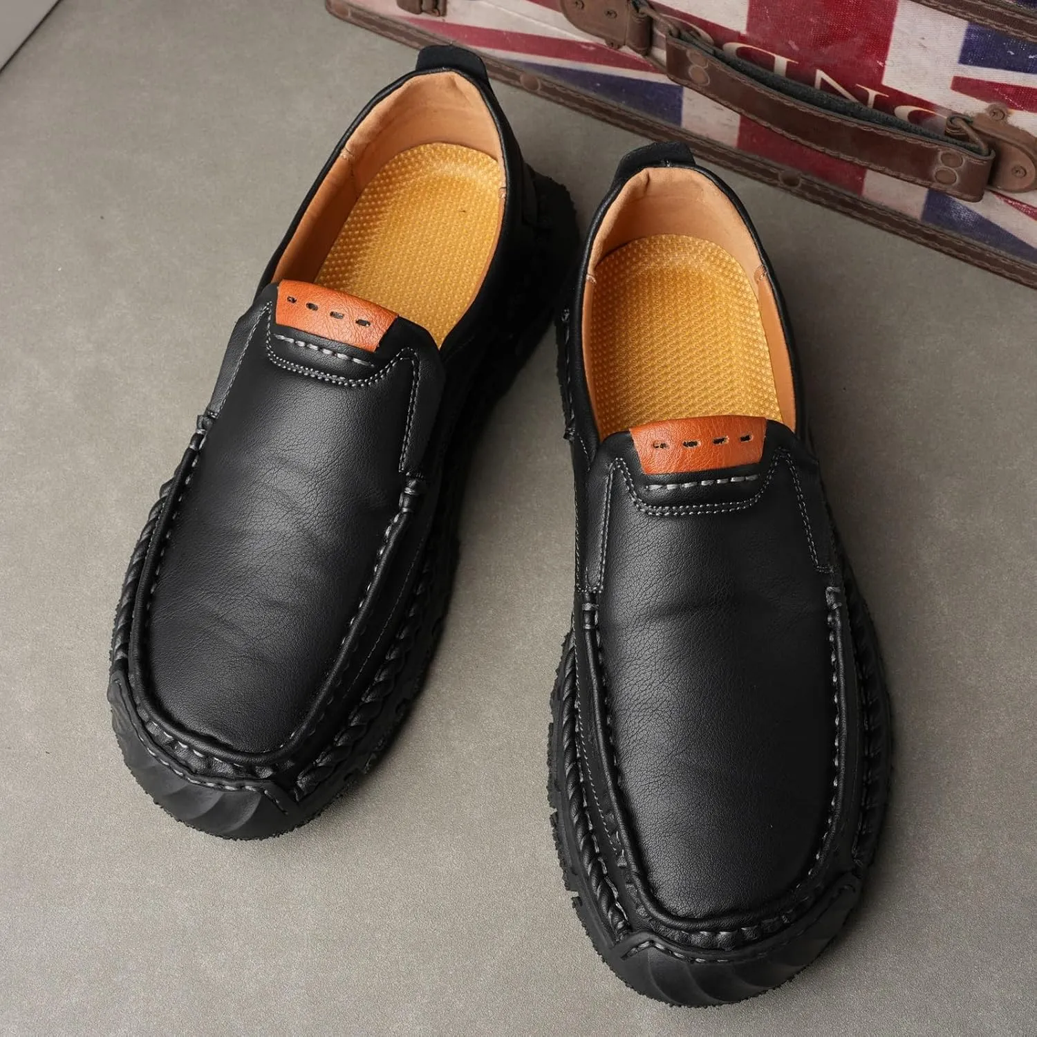 Men's Loafers Casual Slip On Shoes Soft Loafers Lightweight Driving Boat Shoes Comfortable Walking Loafers for Men