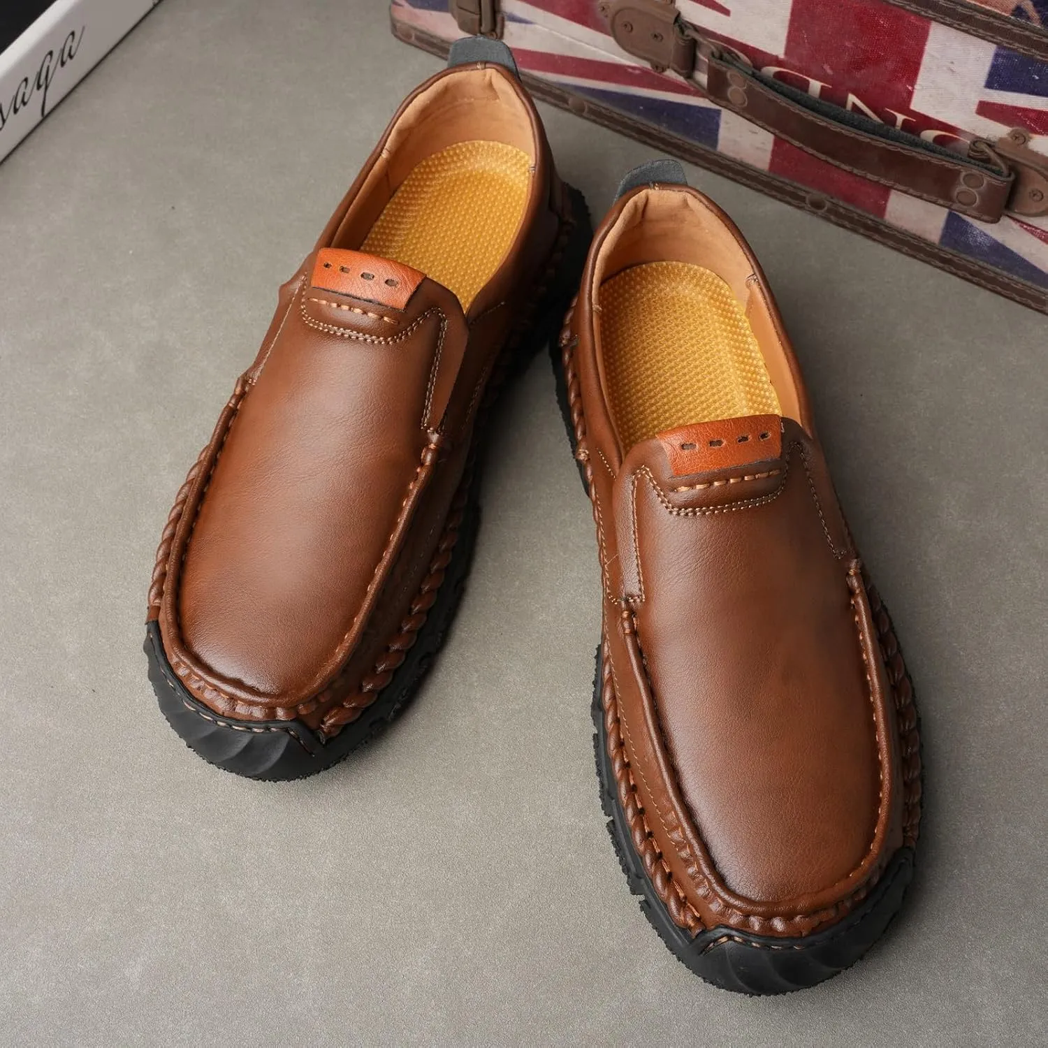 Men's Loafers Casual Slip On Shoes Soft Loafers Lightweight Driving Boat Shoes Comfortable Walking Loafers for Men