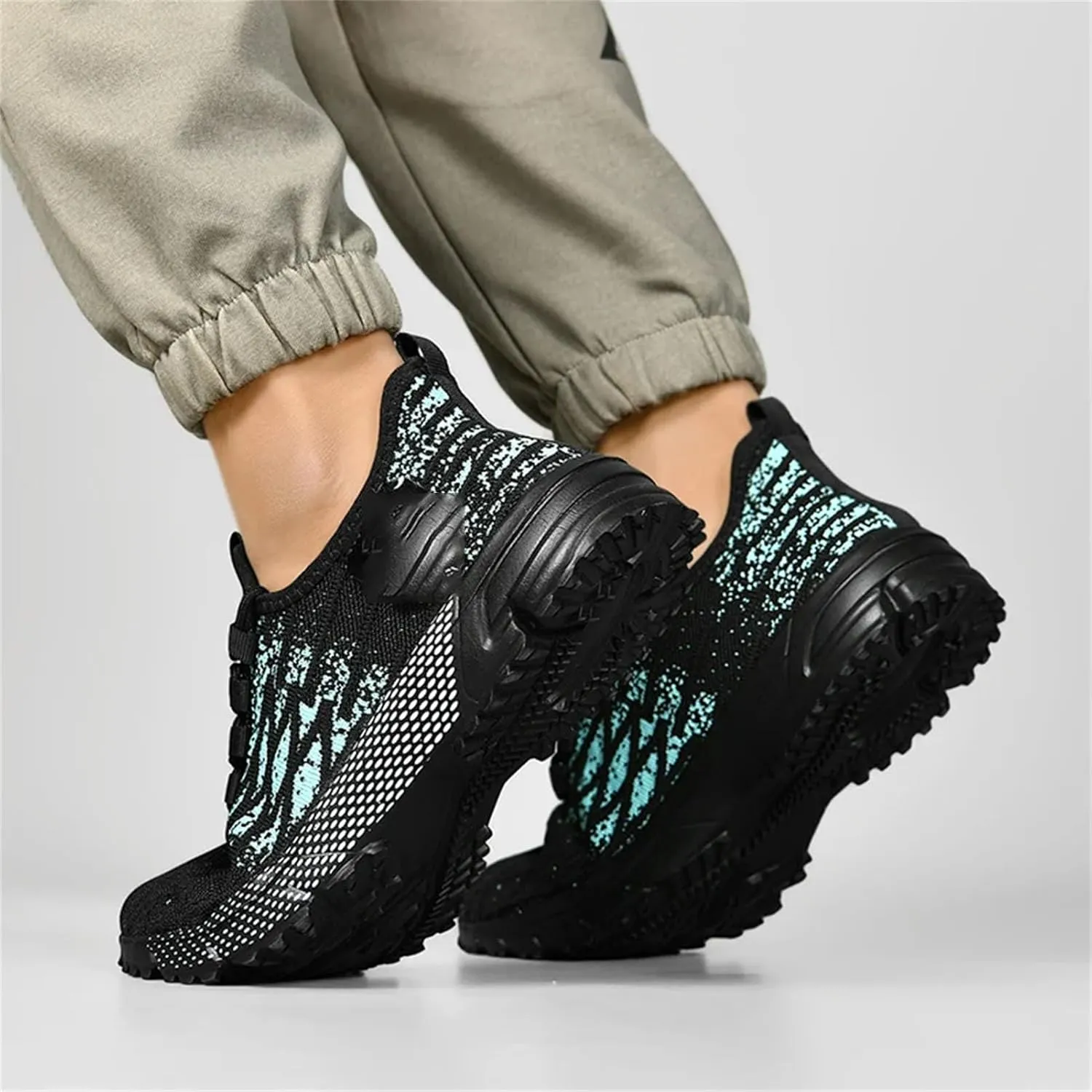 Men's Mesh Sneakers, Lightweight Breathable Running Shoes