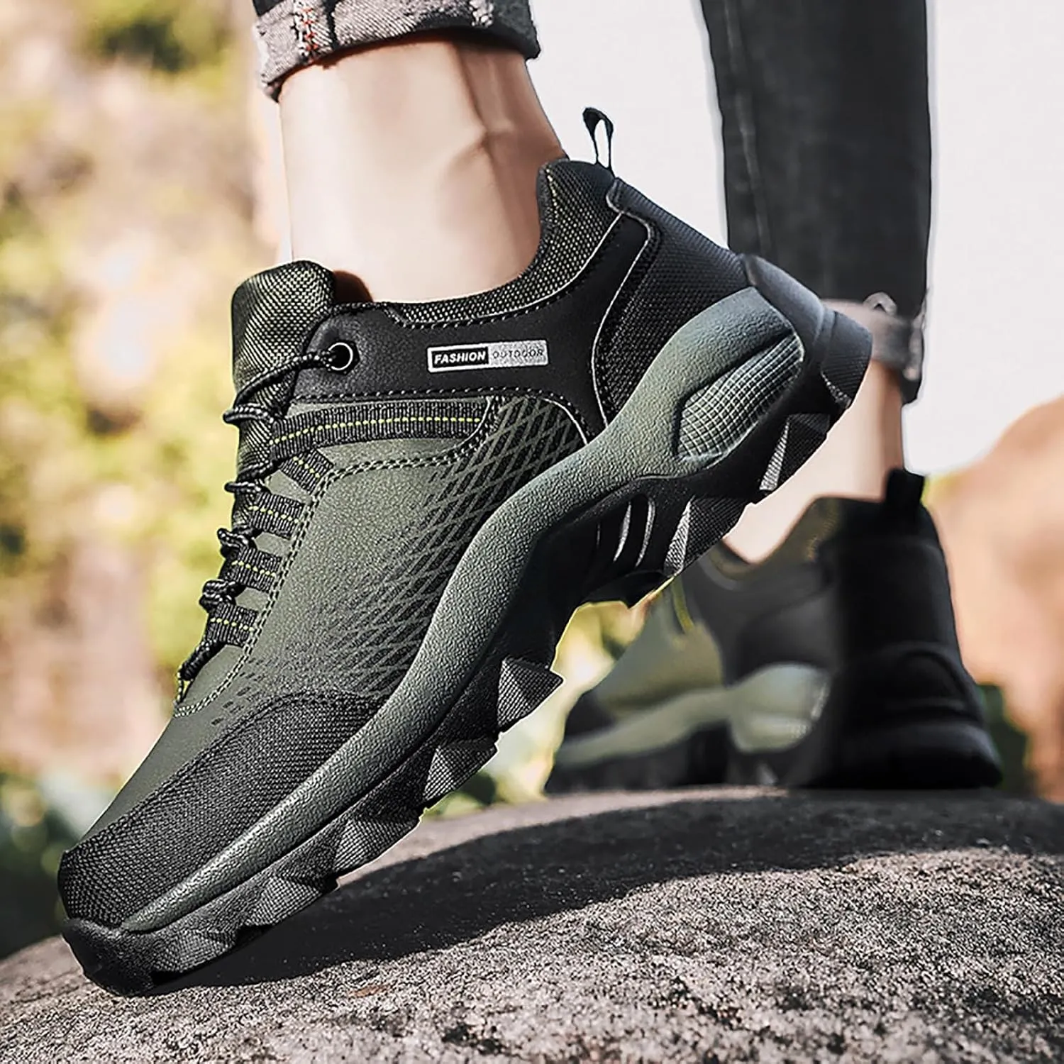 Men's Waterproof Hiking Shoes Leather Low-Top Hiking Shoes for Outdoor Climbing Trekking Camping Walking Mountaineering Boots with Arch Support Men Daily Work Shoe
