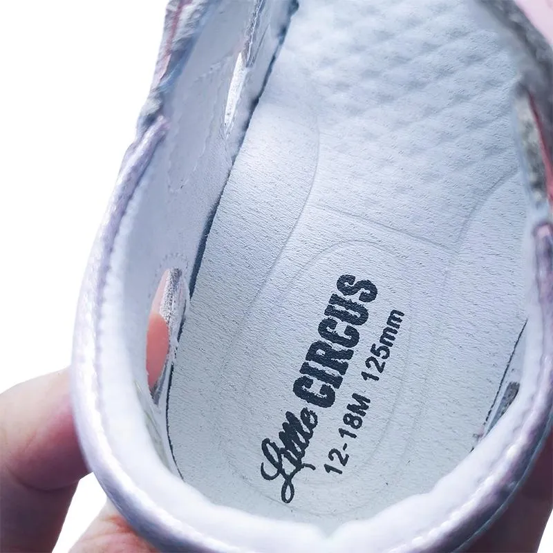 Oscar Sneakers