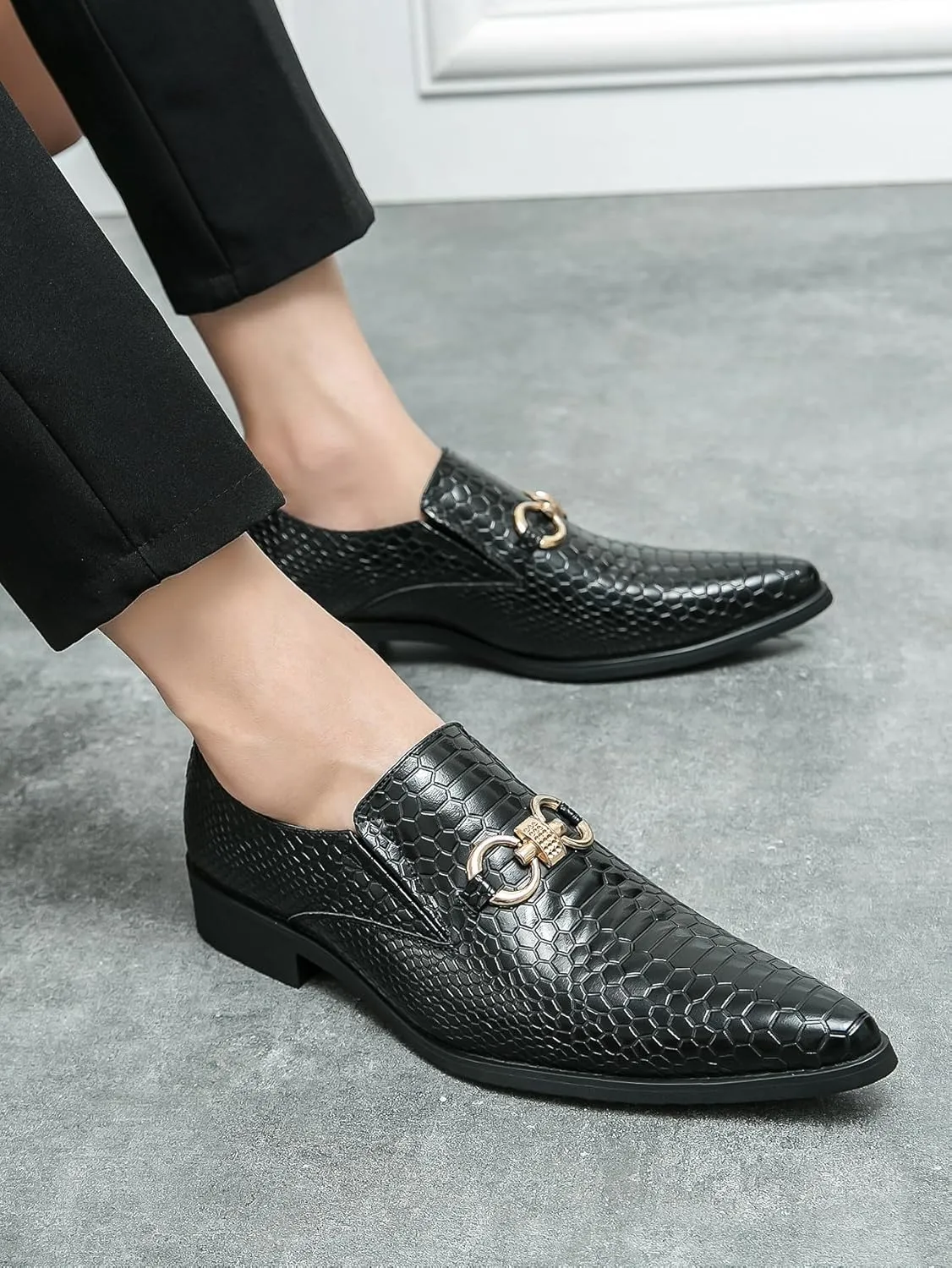 Santimon Men's Loafers Shoes Slip On Leather Shoes Casual Dress Loafer Fashion Wedding Party Prom Shoes