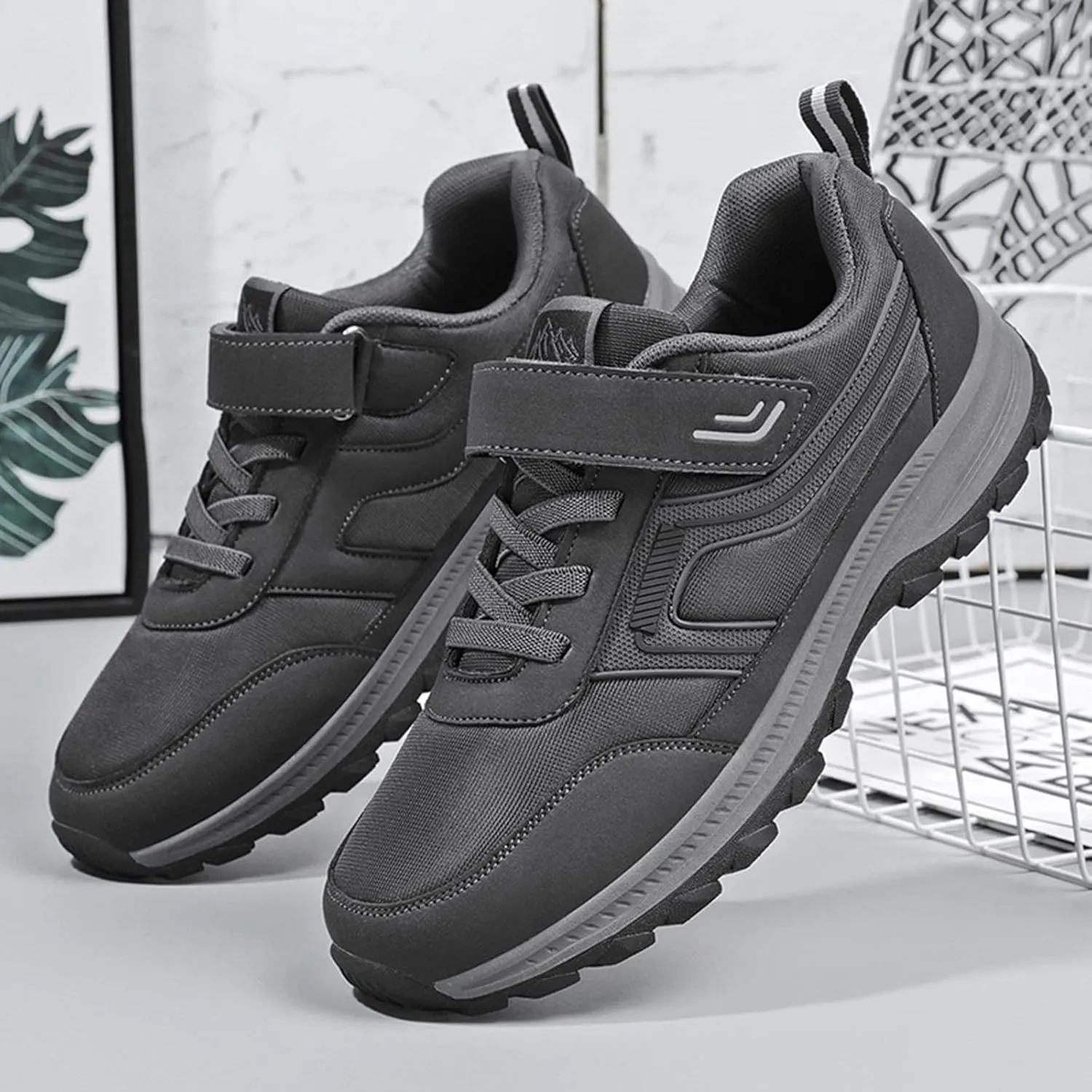 Slip-on Walking Shoes for Men Wide Width Sneakers Lace-Up Hiking Shoes Outdoor Work Shoes Waterproof Trekking Shoes
