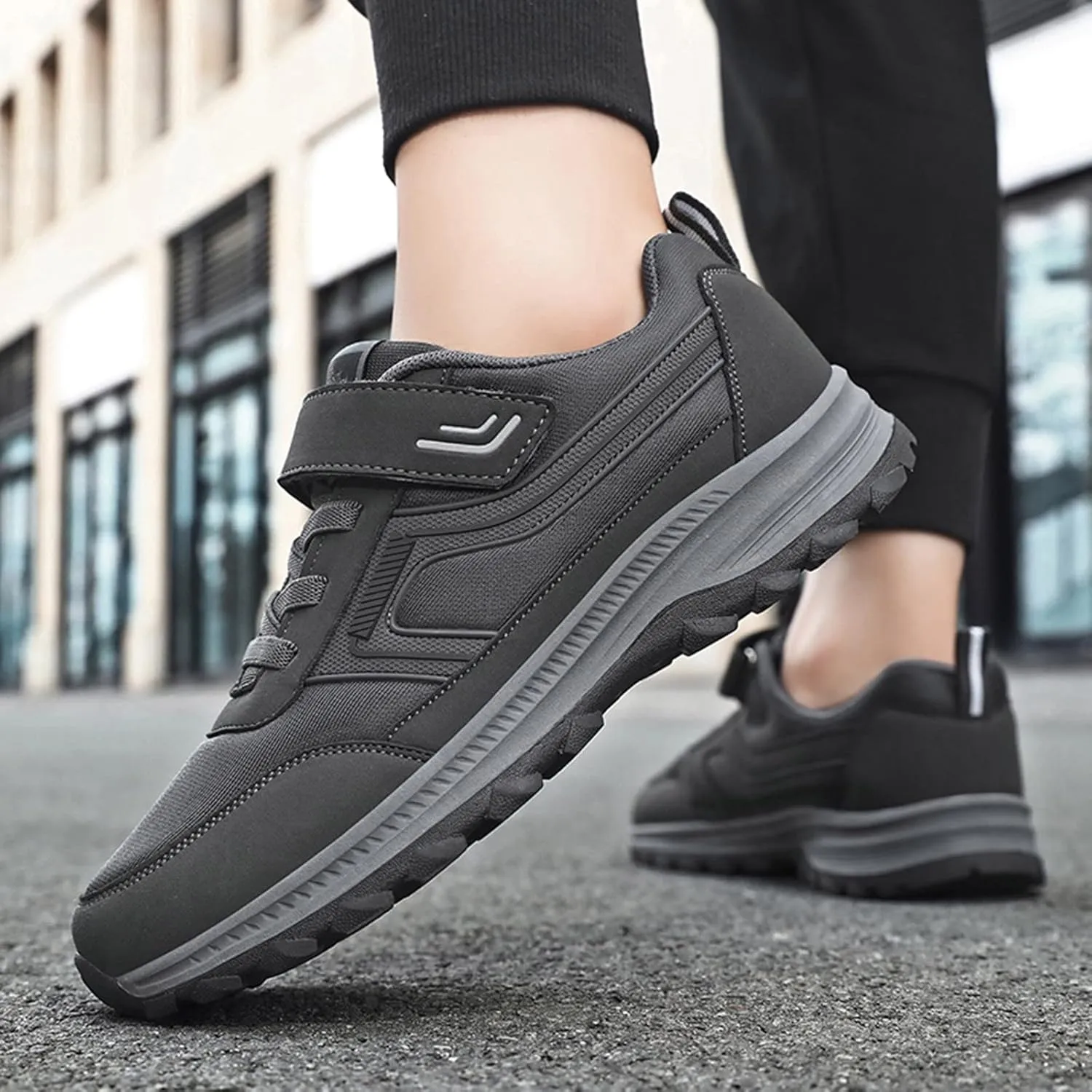 Slip-on Walking Shoes for Men Wide Width Sneakers Lace-Up Hiking Shoes Outdoor Work Shoes Waterproof Trekking Shoes