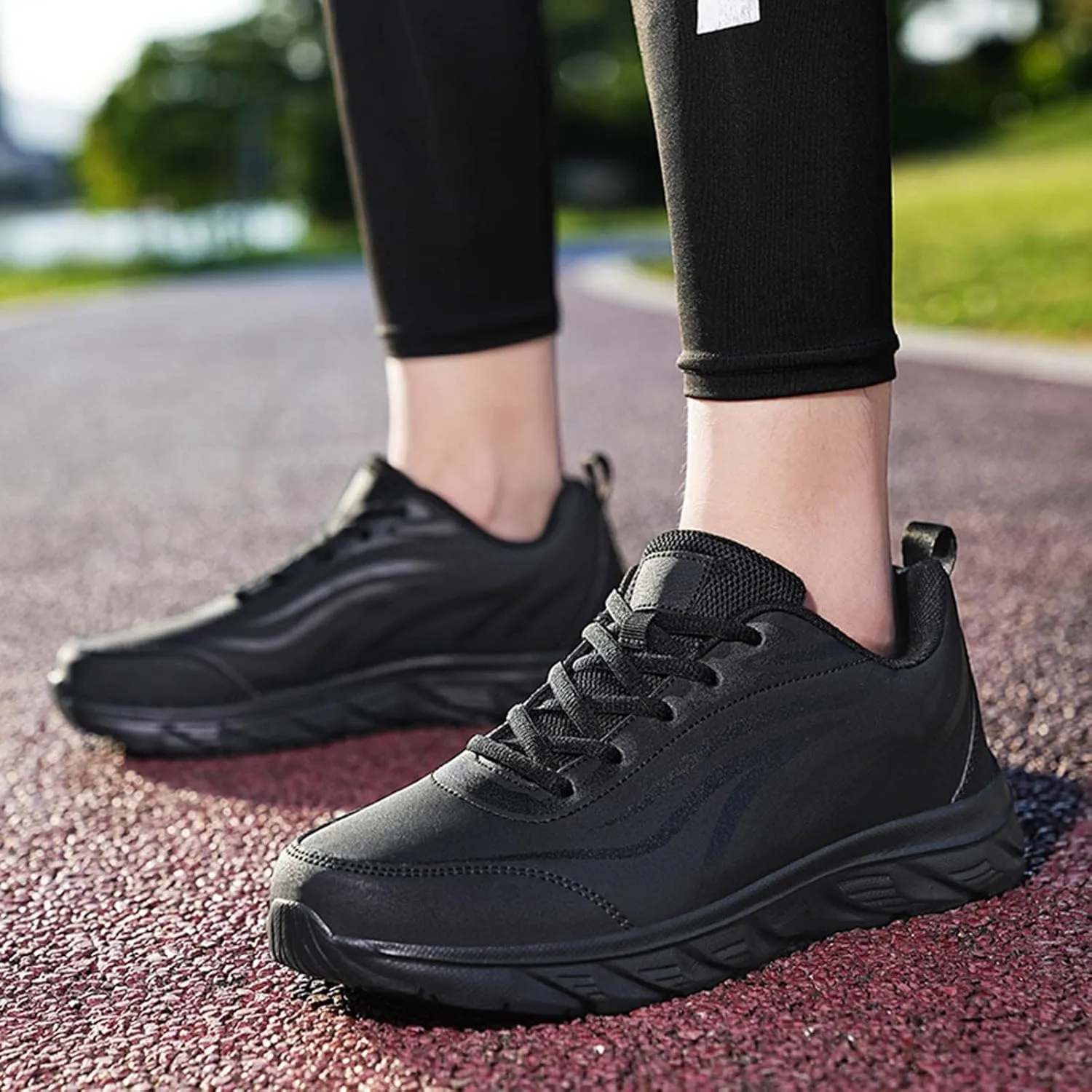 Slip-on Walking Shoes for Men Wide Width Sneakers Lace-Up Hiking Shoes Outdoor Work Shoes Waterproof Trekking Shoes