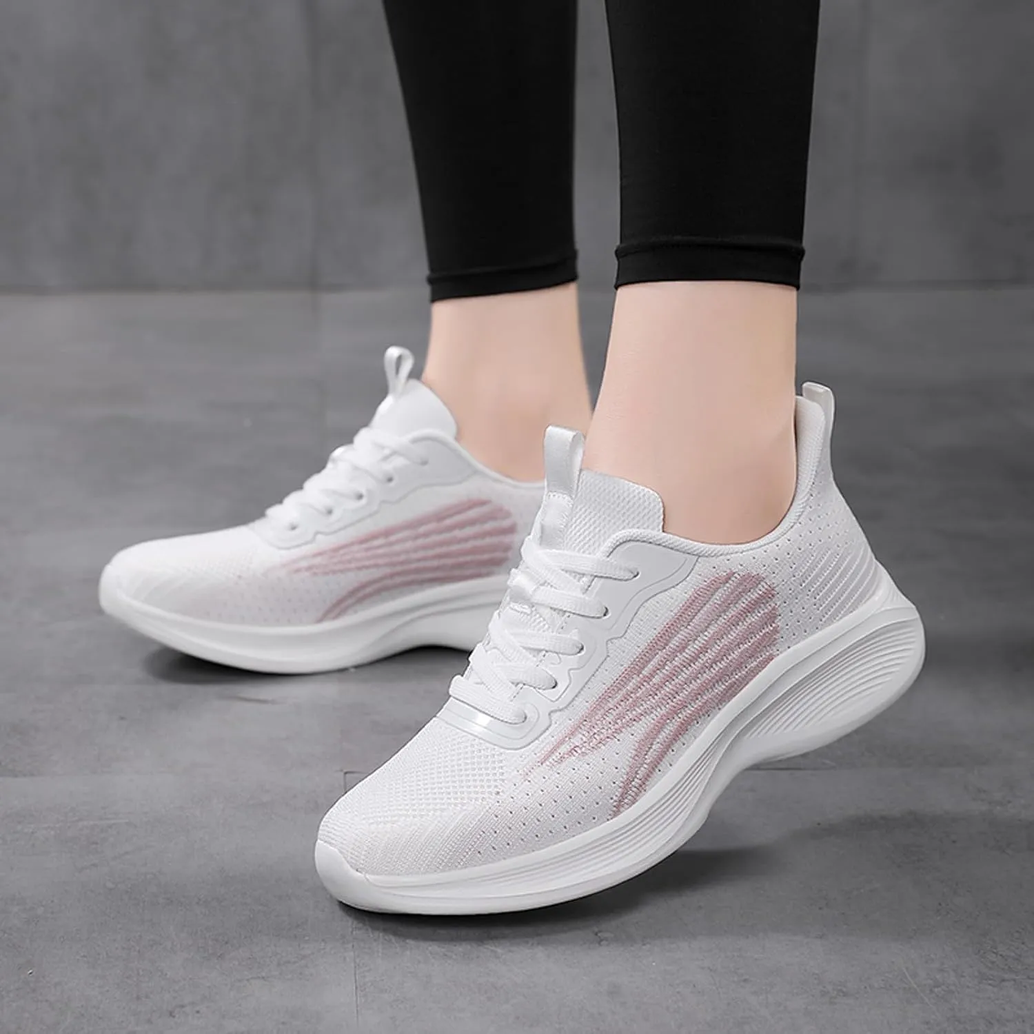 Slip on Walking Shoes for Women Dressy Knitted Non Slip Arch Support Running Shoes Breathable Mesh Sports Workout Tennis Shoes Ladies 2024 Fashion Sneakers