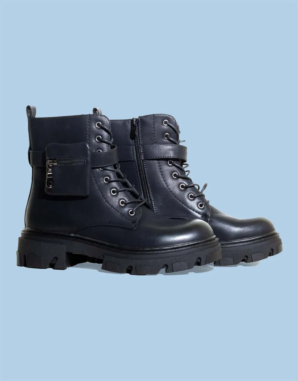 Vegan leather boots with pocket