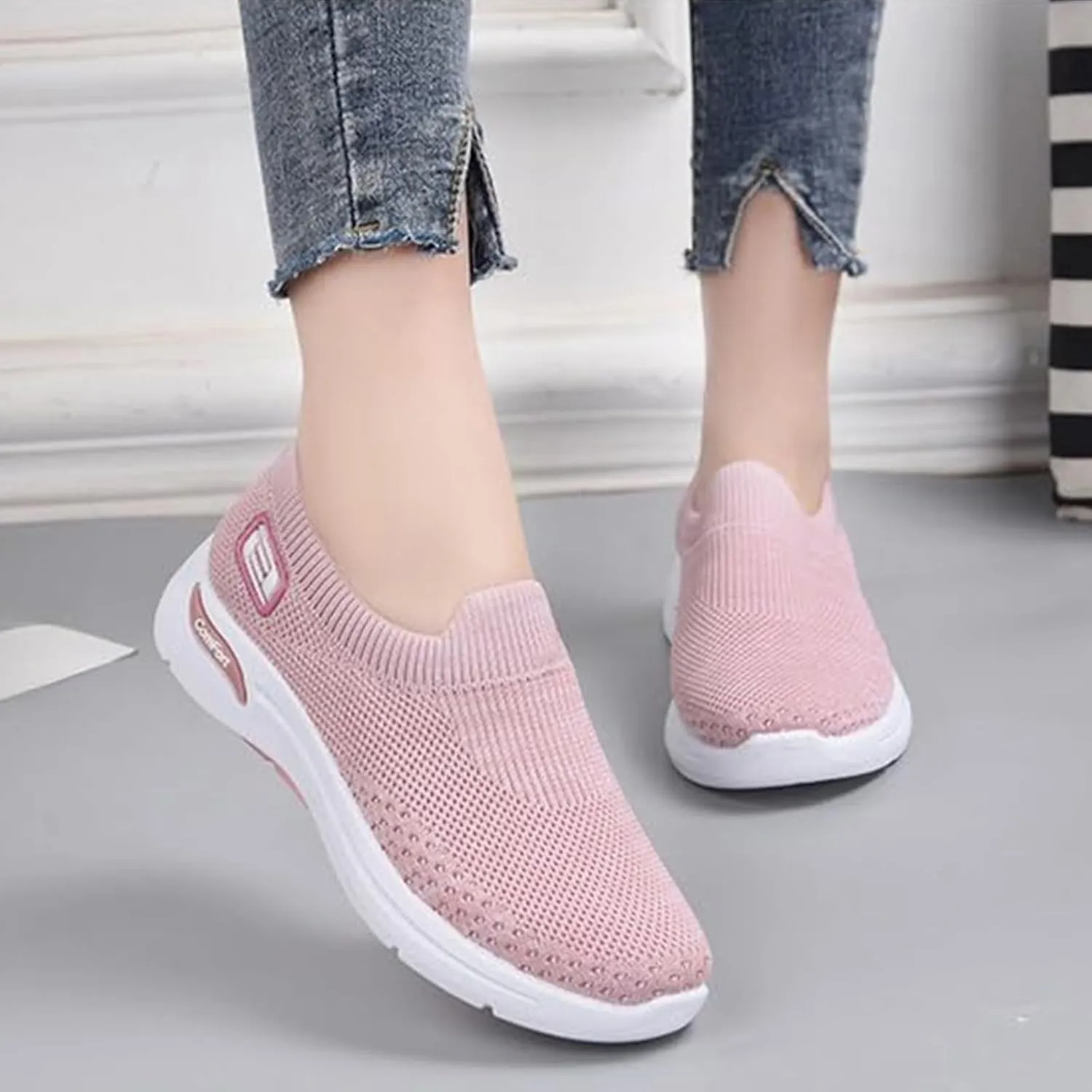 Women Casual Walking Shoes Breathable Soft Slip On Sneakers Comfortable Mesh Trainers Athletic Running Jogging Shoe Diabetic Foam Sneaker with Arch Support