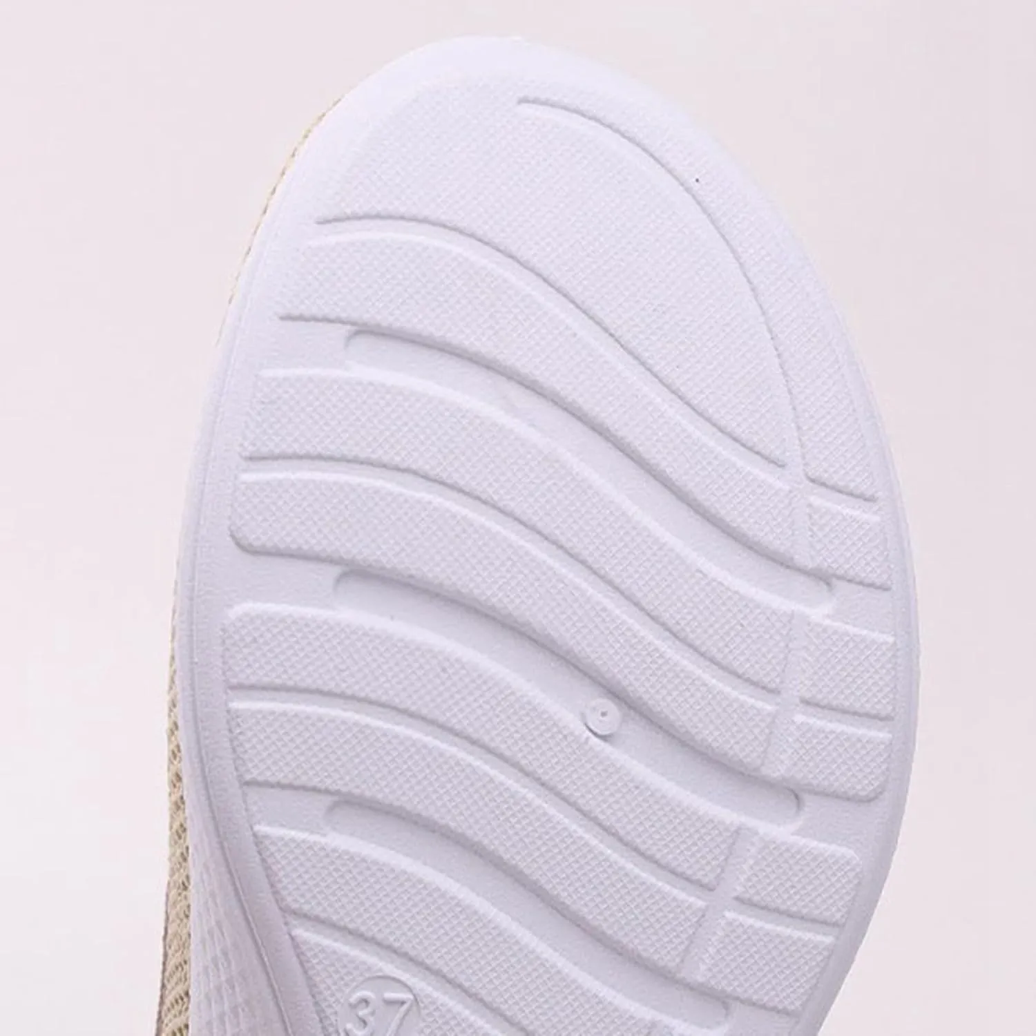 Women's Casual Shoes Comfortable Slip On Footwear Daily Wear Breathable Mesh Design Summer Casual Tennis Shoes
