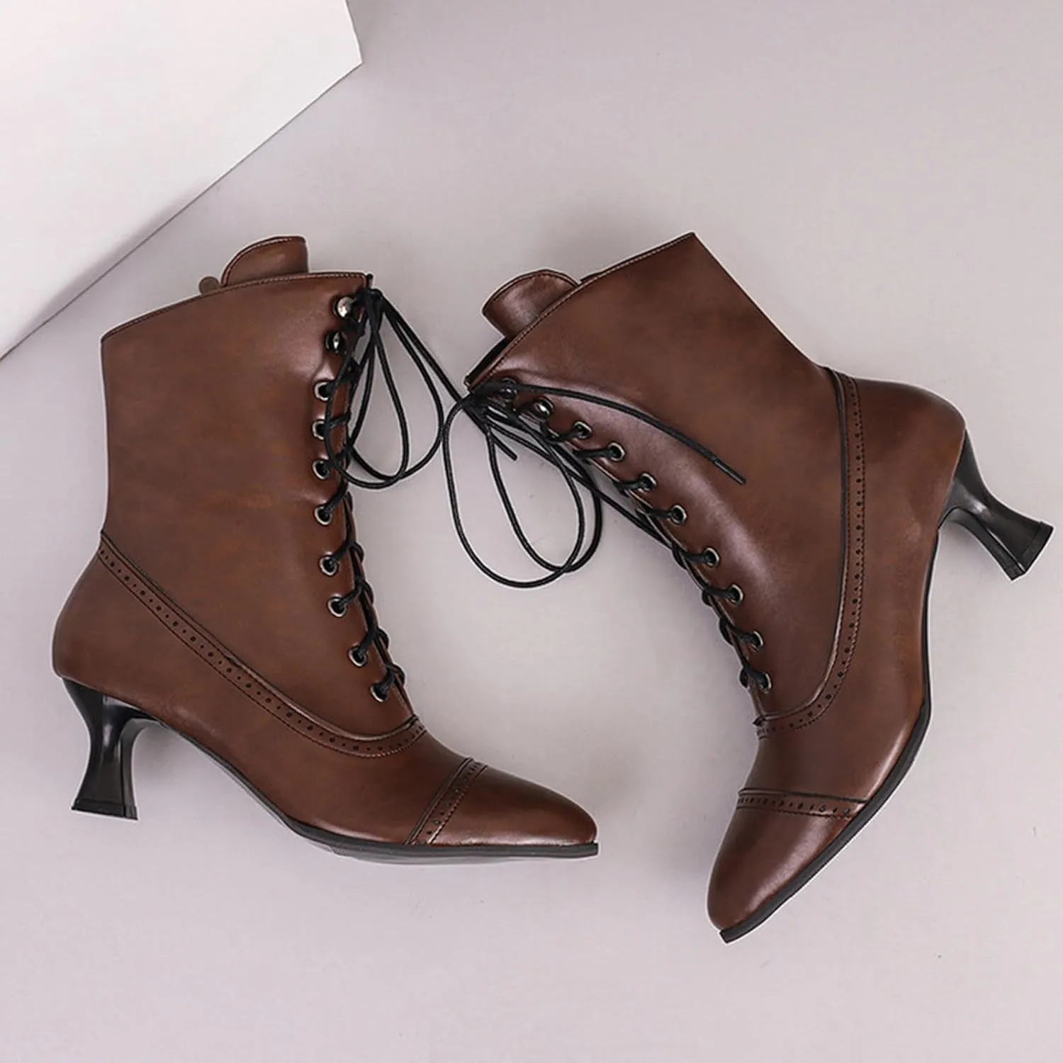 Women's Lug Sole Combat Ankle Bootie Lace up Low Chunky Block Boots Fashion Causal Shoes Chunky Chukka Western Cowboy Combat
