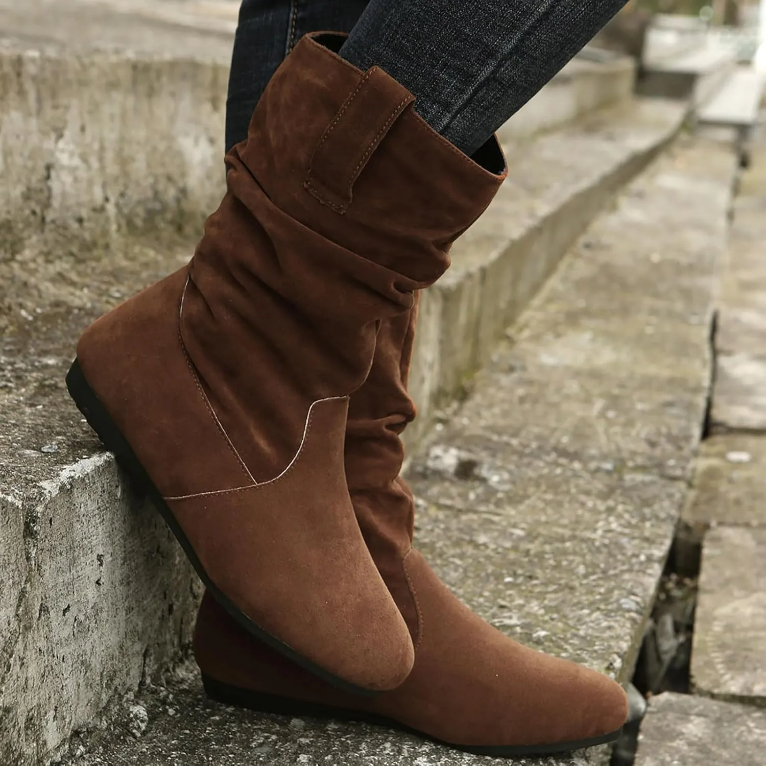 Women's Suede Slouchy Leather Boots Vintage Ruched Pull on Flat Heel Ankle Boots 2023 Fall Winter Fashion Booties