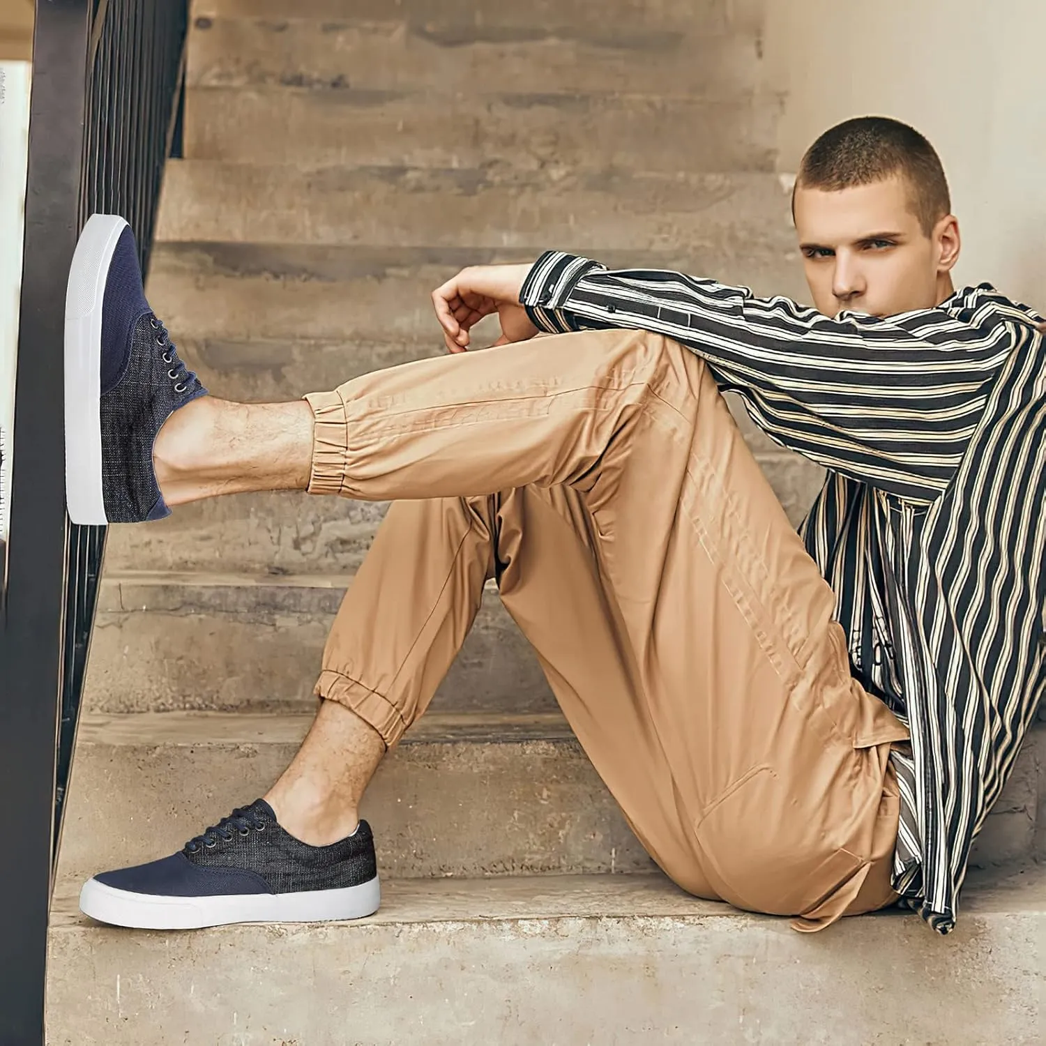 yageyan Men??s Low Top Canvas Walking Shoes Lace-up Fashion Sneakers Casual